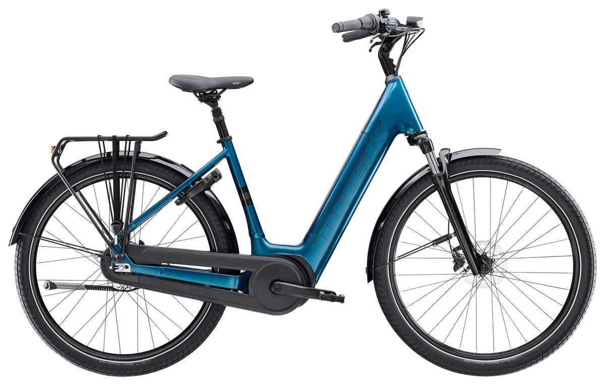 Trek District+ 3 Lowstep – sähkökaupunkipyörä, 50 Nm, 545 Wh