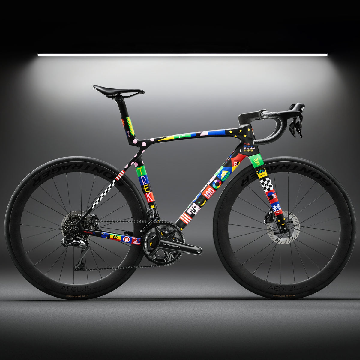 Trek Madone SL 7 Gen 8 – maantiepyörä, First 50 Replica